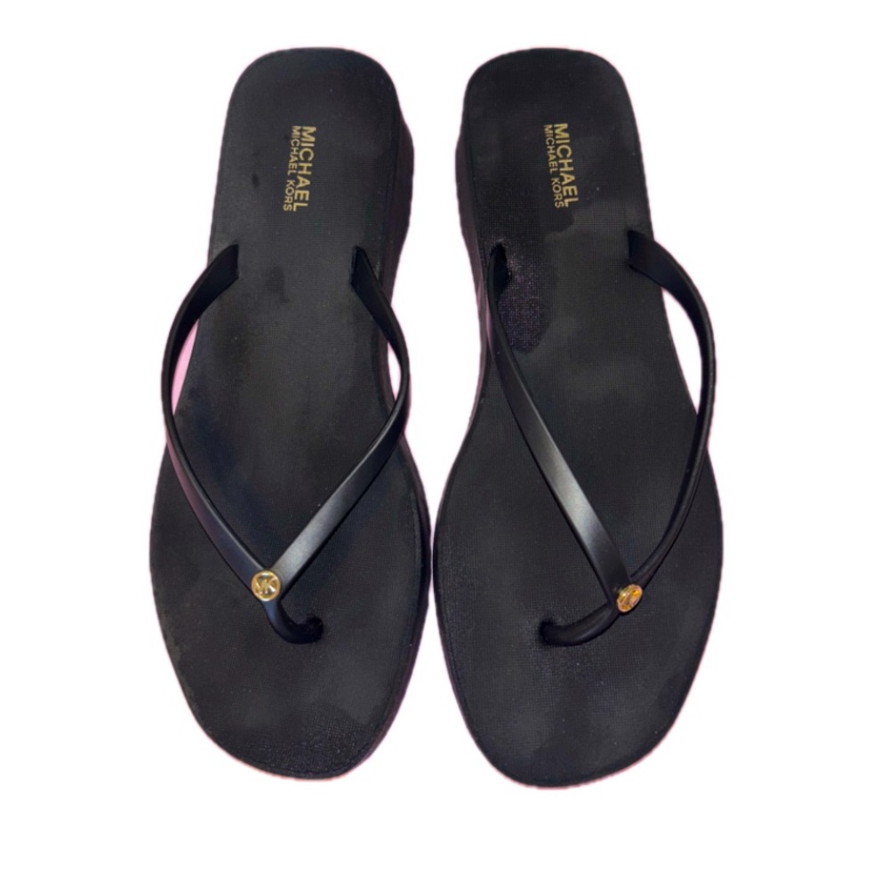 womens size 9 black MK flip-flops